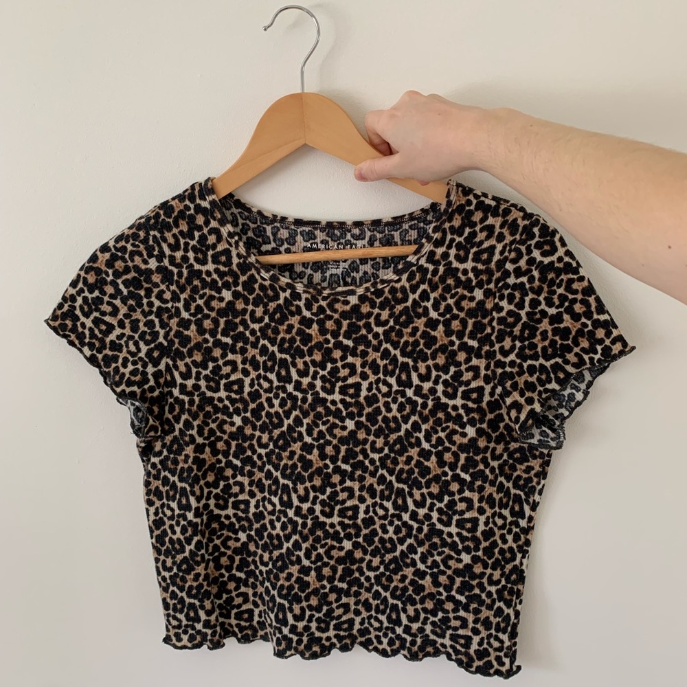 Soft Cropped Leopard Print